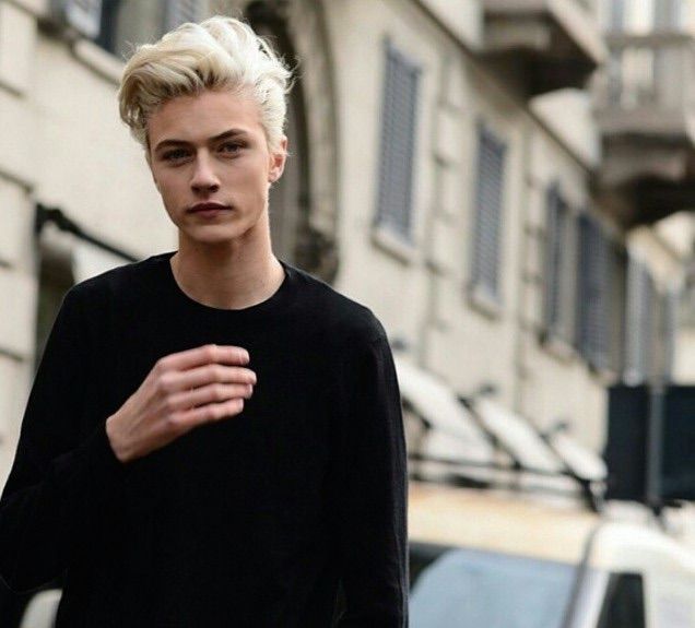 Lucky Blue Smith | Wiki | Look Amino