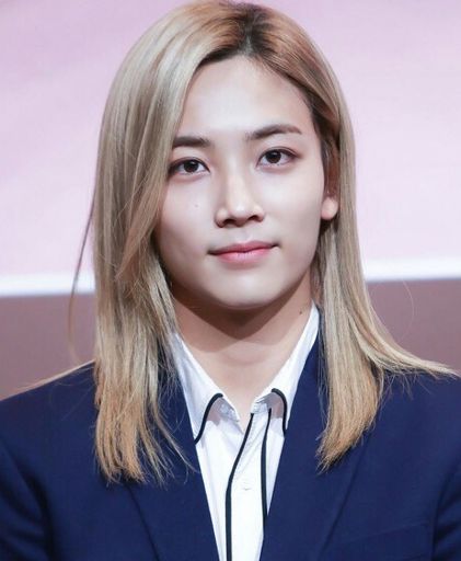 Jeonghan | Wiki | Carat 캐럿 Amino