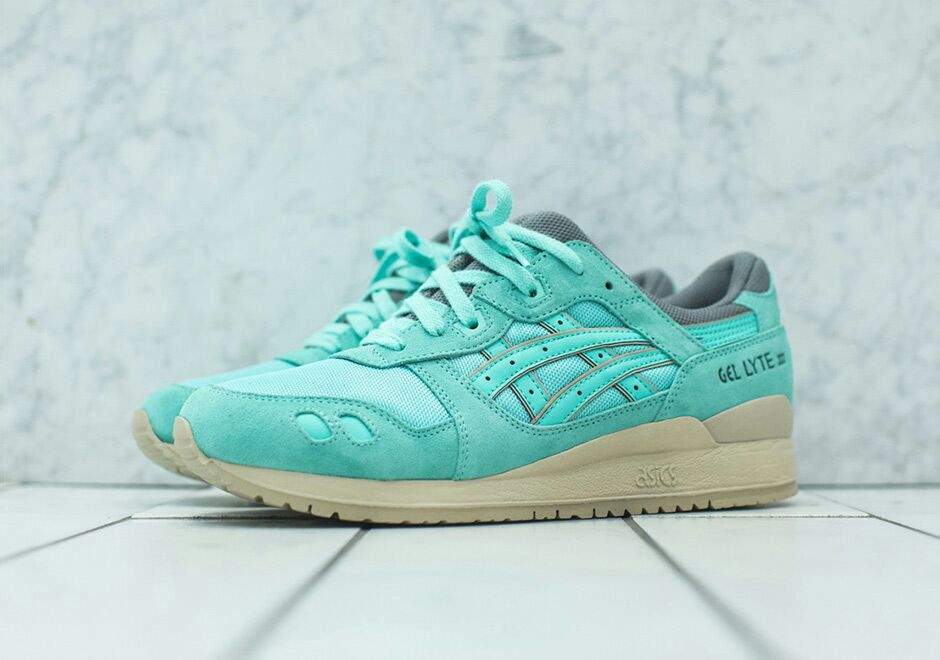 mint green asics gel lyte iii