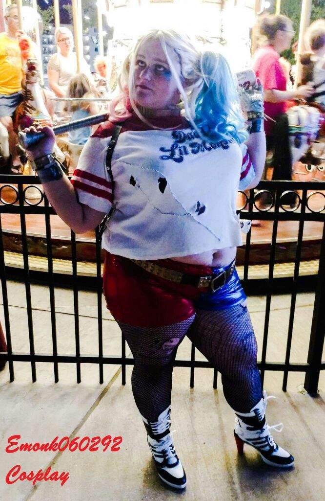 harley-quinn-suicide-squad-photoshoot-cosplay-amino