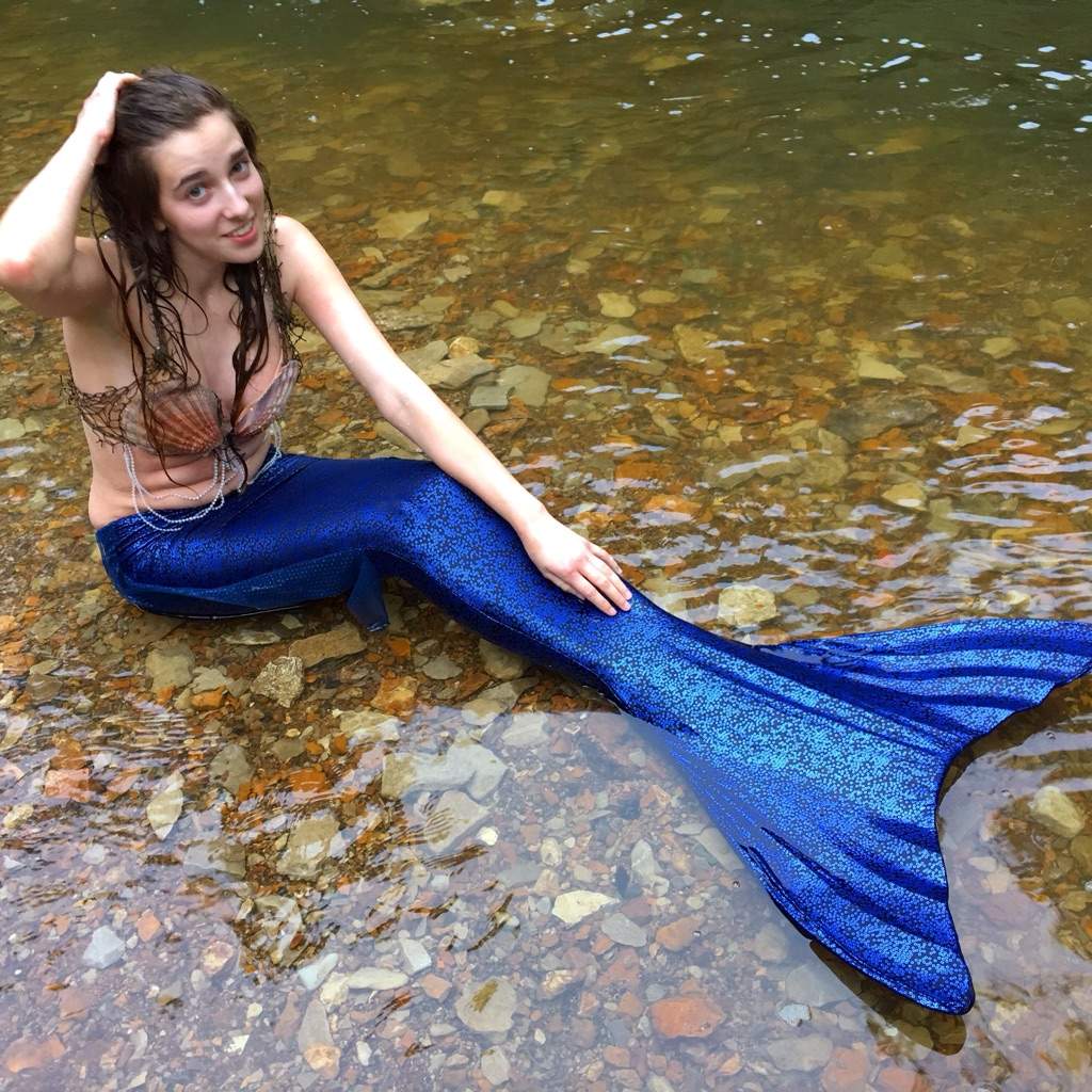 Swimmable Mermaid Tail Tutorial | Cosplay Amino
