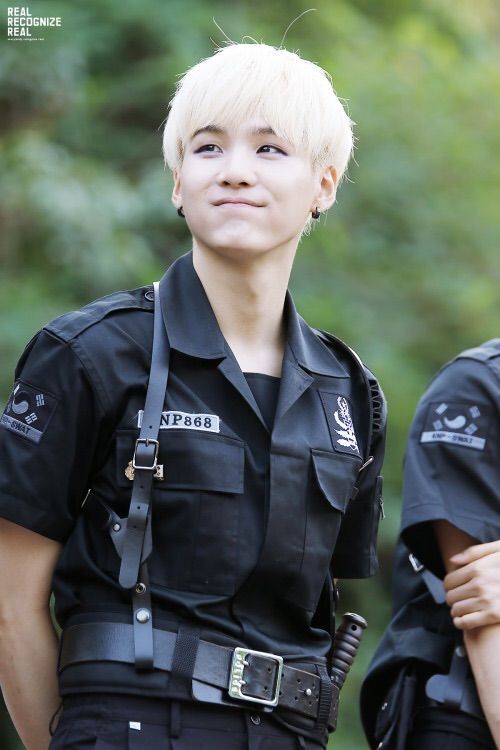 Which Memebr Looks Better In Police Uniform | ARMY's Amino