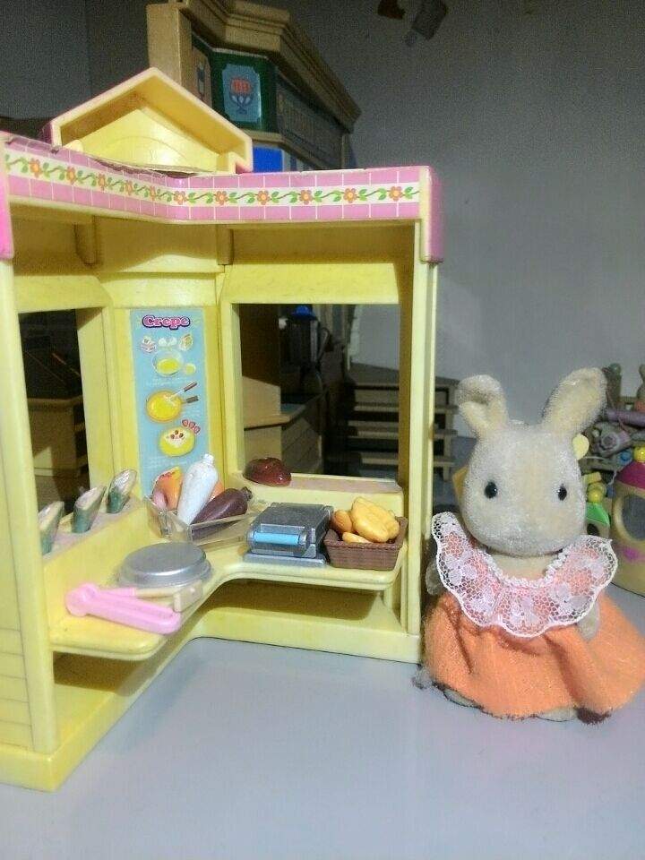 sylvanian families crepe shop