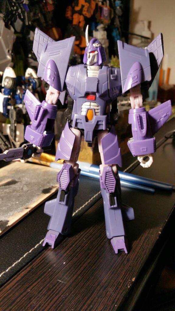 reveal the shield cyclonus