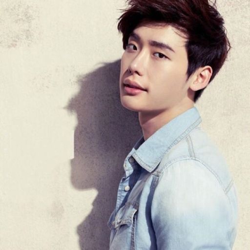 Lee Jong Suk | Wiki | ❁ K-Land ❁ Amino