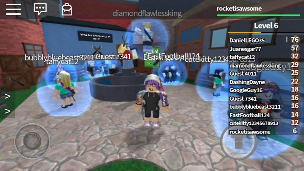 Me In Murder Mystery 2 Roblox Amino - how to be the murderer in roblox every time