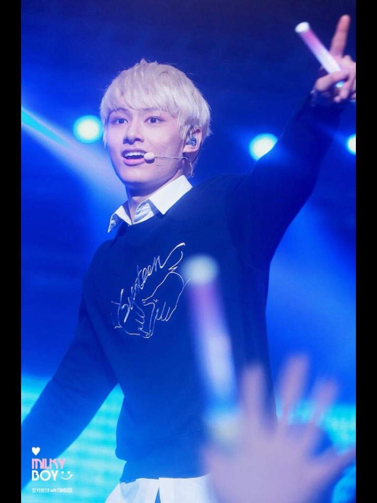 WEN JUNHUI | K-Pop Amino