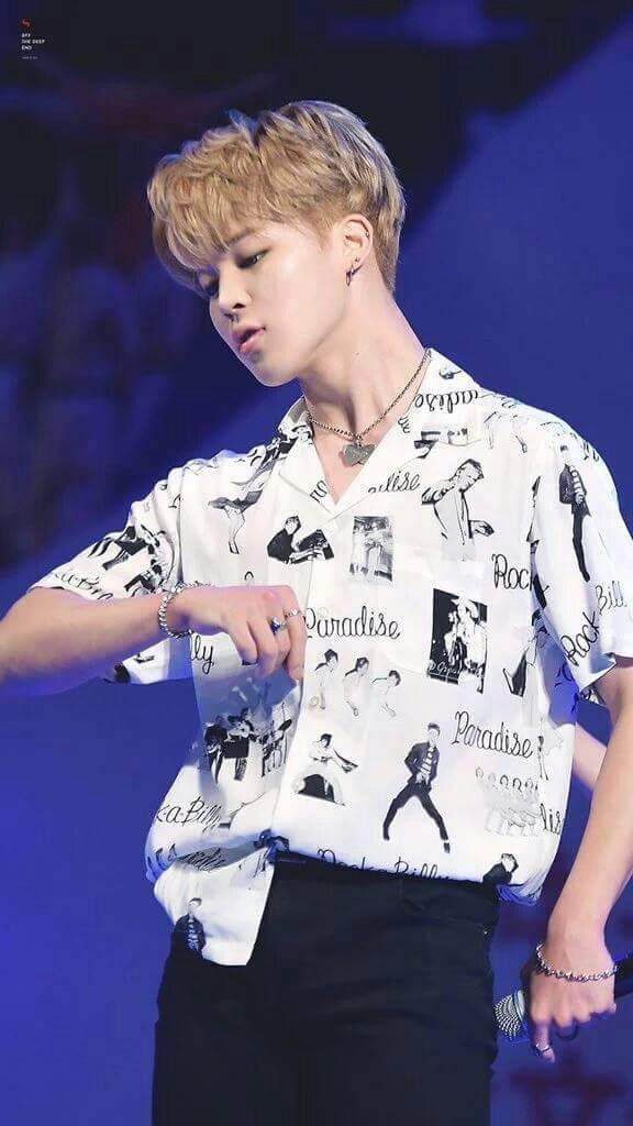 ASH BLONDE HAIRED JIMIN IN HD PICTURES. | K-Pop Amino