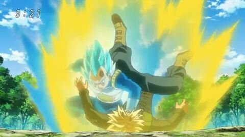 SSDSS Vegeta vs. SS2 Trunks | DRAGON BALL ESPAÑOL Amino