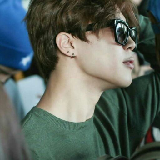 Jimin's jawline appreciation post | K-Pop Amino