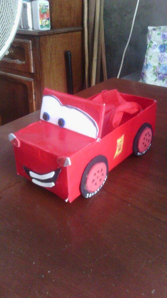 Rayo mcqueen | Manualidades Amino