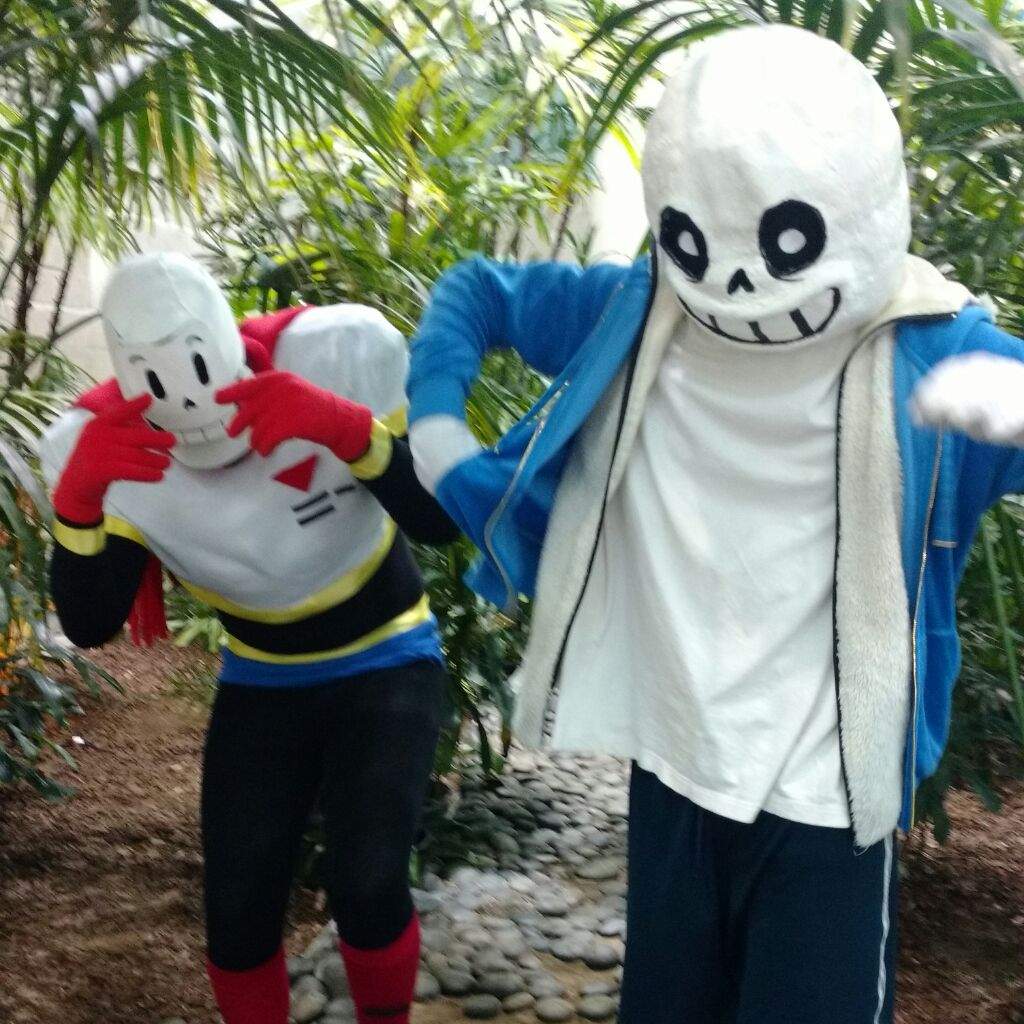 Papyrus and Sans Cosplays | Undertale Amino