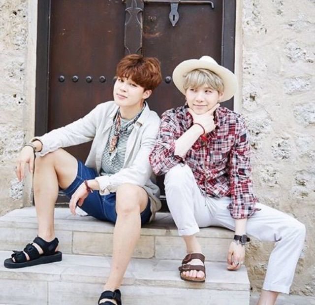 Bts Dubai City Photoshoot | K-Pop Amino