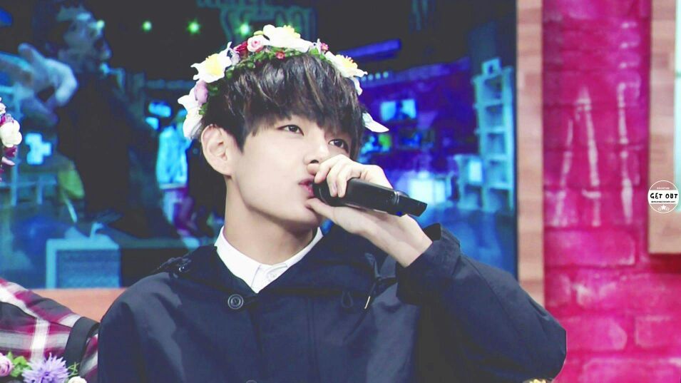 Taehyung and flowers (part 2) | ARMY's Amino