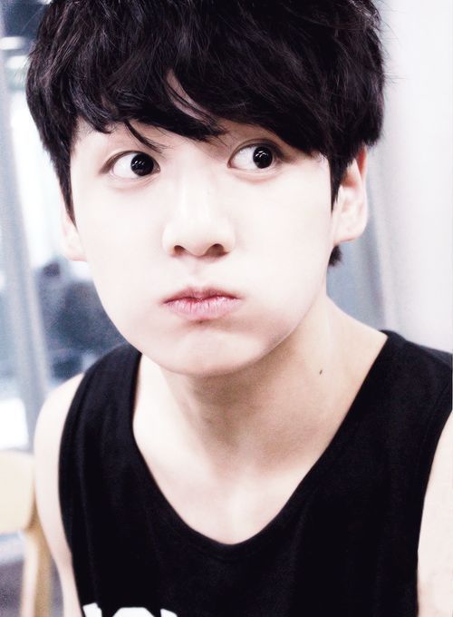 Happy birthday Jeon Jungkook.. you be came 19 i am proud of you :) :) :)