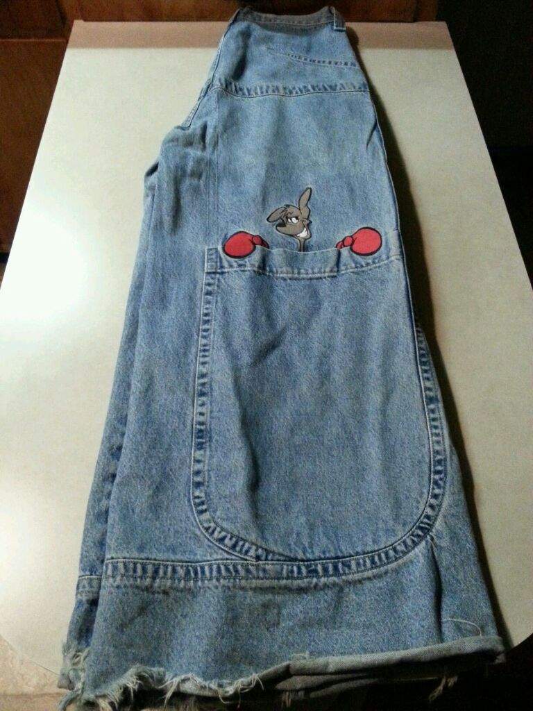 super baggy jeans 90s