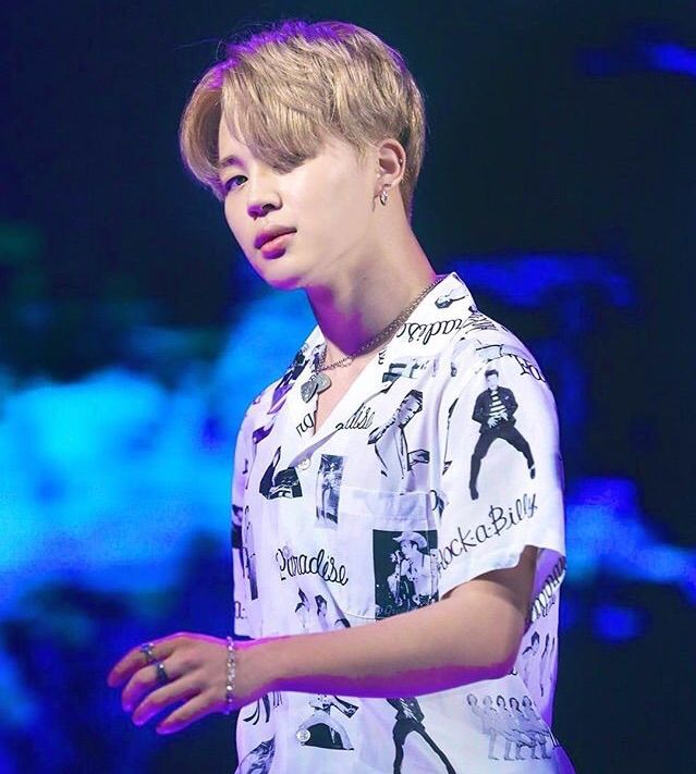 Jimin with blonde hair | K-Pop Amino