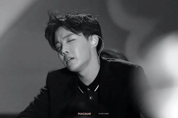 JHOPE JAWLINE APPRECIATION | K-Pop Amino