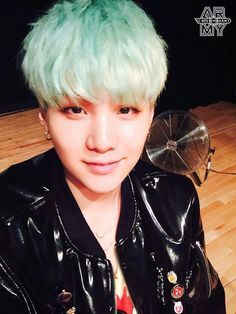 Suga pelo color menta | ARMY's Amino