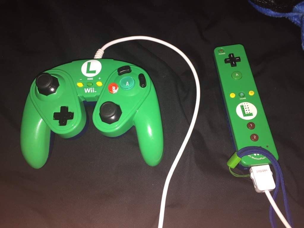 luigi gamecube controller