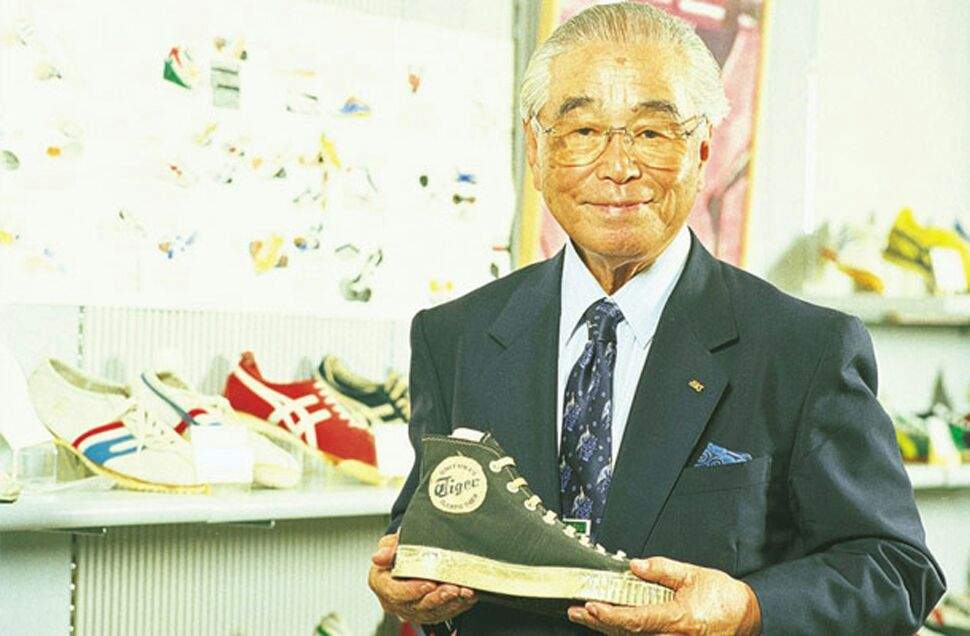 phil knight onitsuka