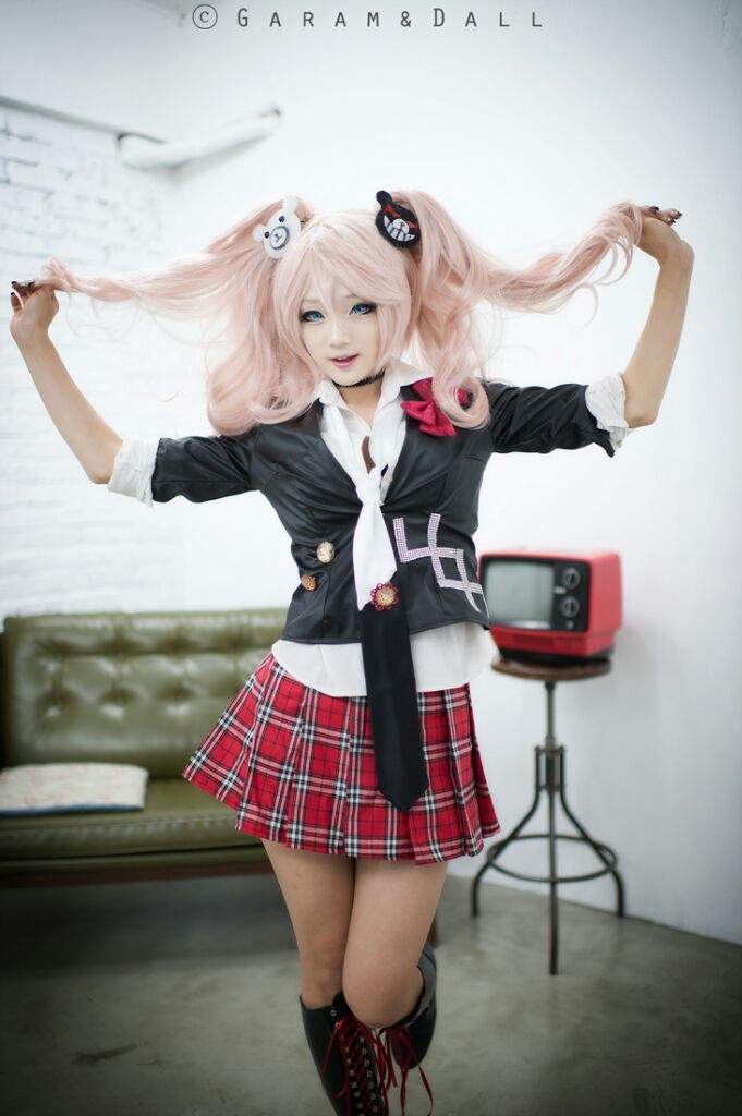 🐼Junko Enoshima🐻 (Danganronpa) cosplay 😆👌 | Anime Amino