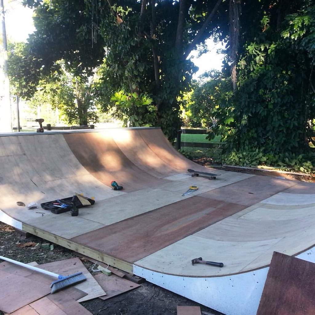Skate Ramp Skateboard Amino