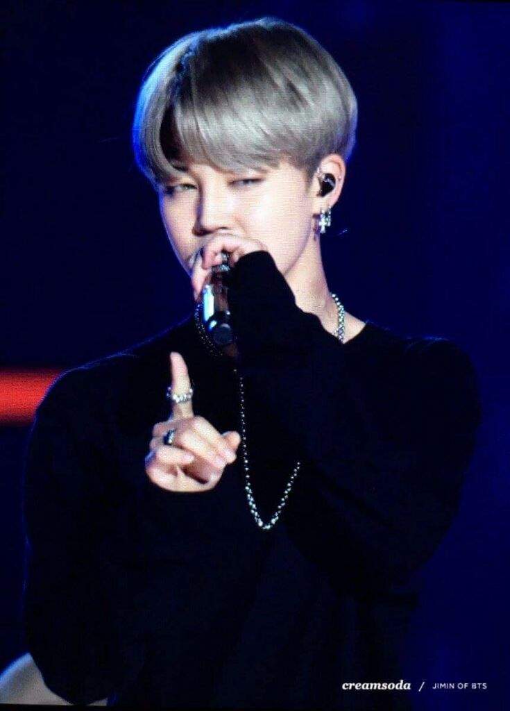 Let's talk about Jimin's silver hair | ARMY's Amino