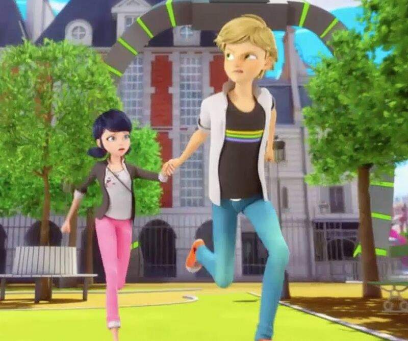 Adrien Y Marinette | •Miraculous Ladybug Español• Amino