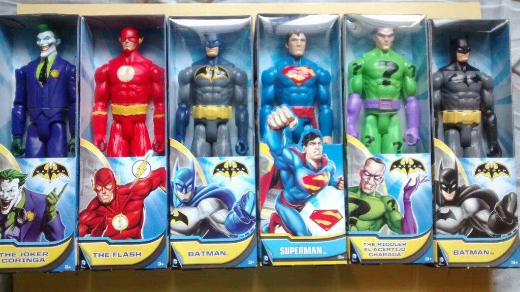 superman titan hero series