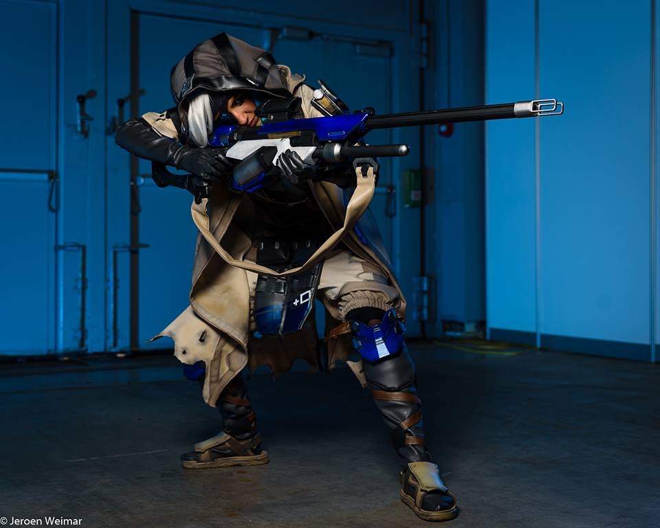 Ana Amari Overwatch Cosplay Amino