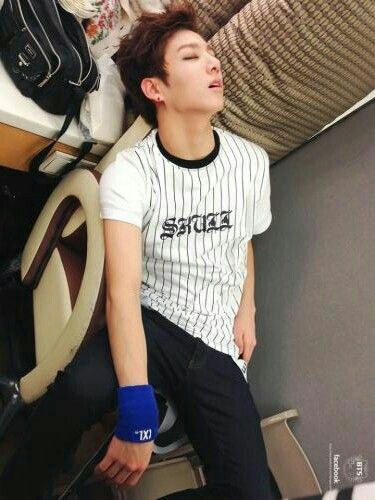 Bts Sleeping (Jungkook edition) | ARMY's Amino