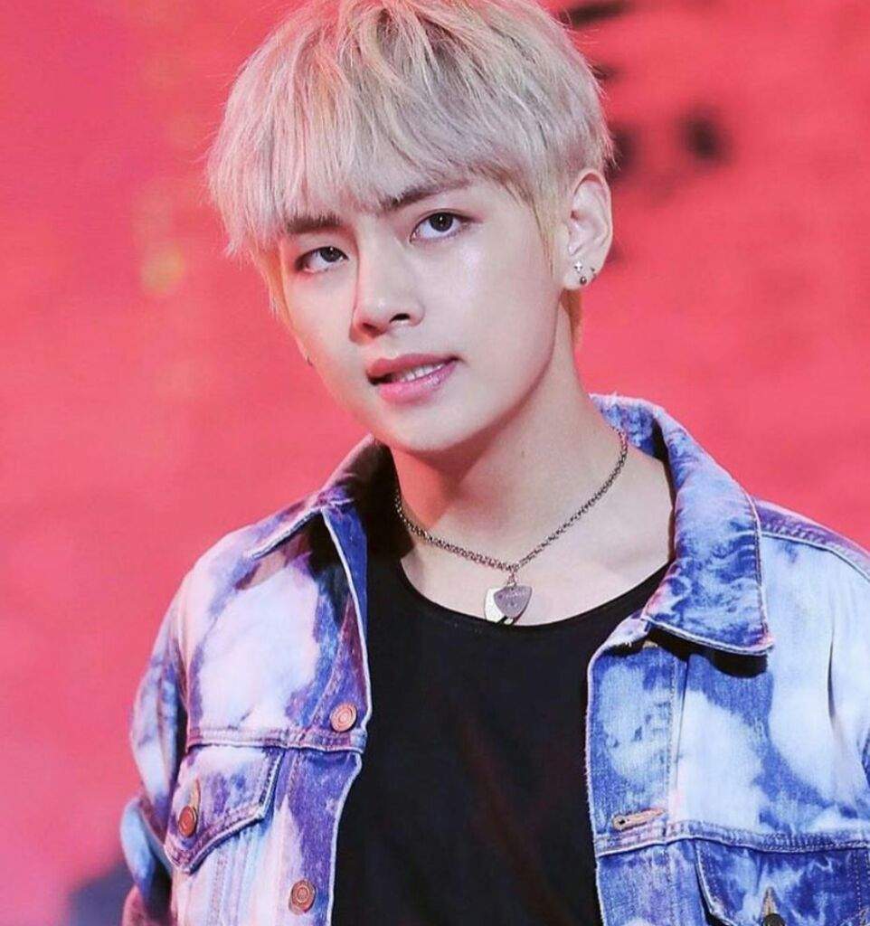 Mr Kim. Sexy Taehyung | ARMY's Amino