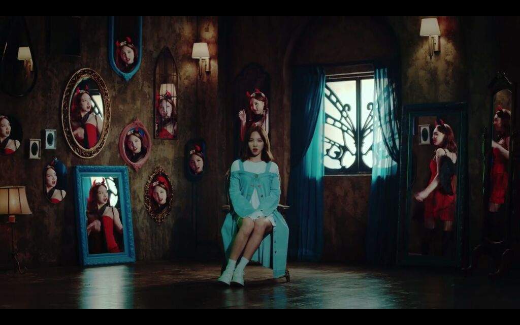 Tt Mv Pictures Twice 트와이스 ㅤ Amino