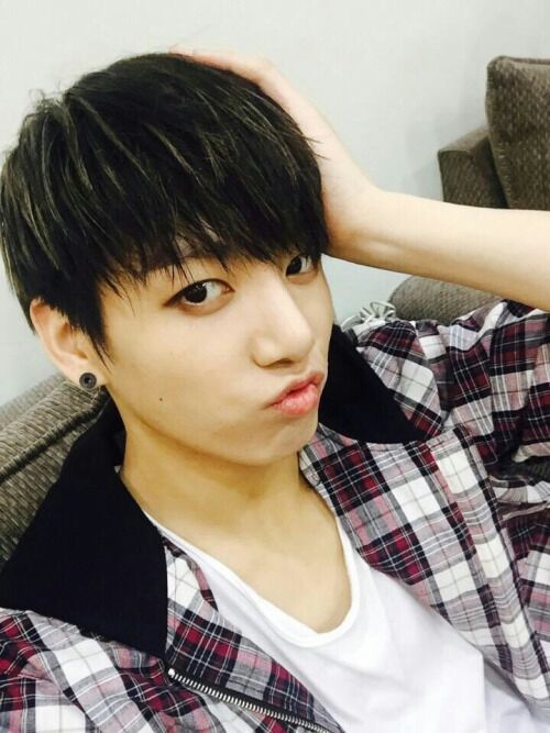 [Day 2] Jungkook's selca | K-Pop Amino