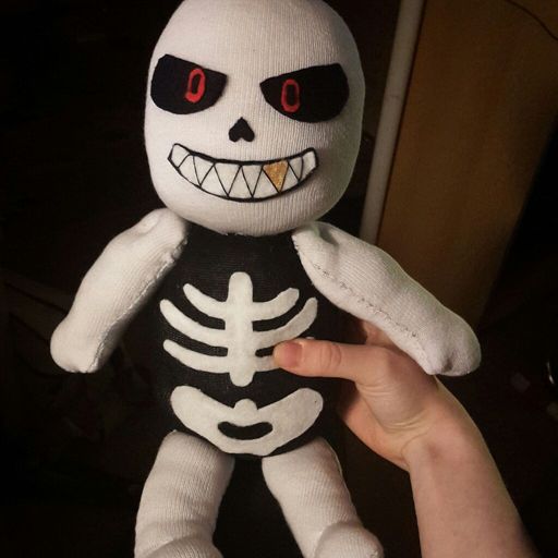 fell sans plush