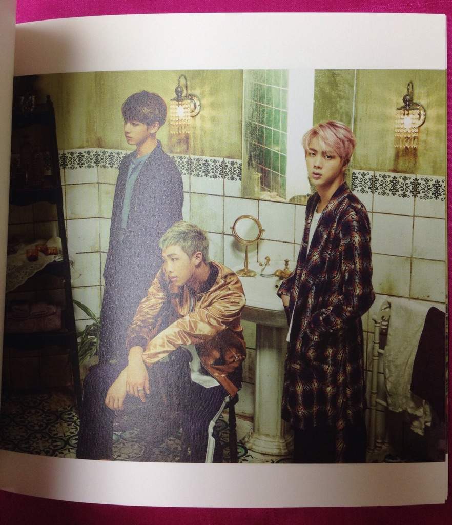 [Unboxing] BTS WINGS "I" Version KPop Amino