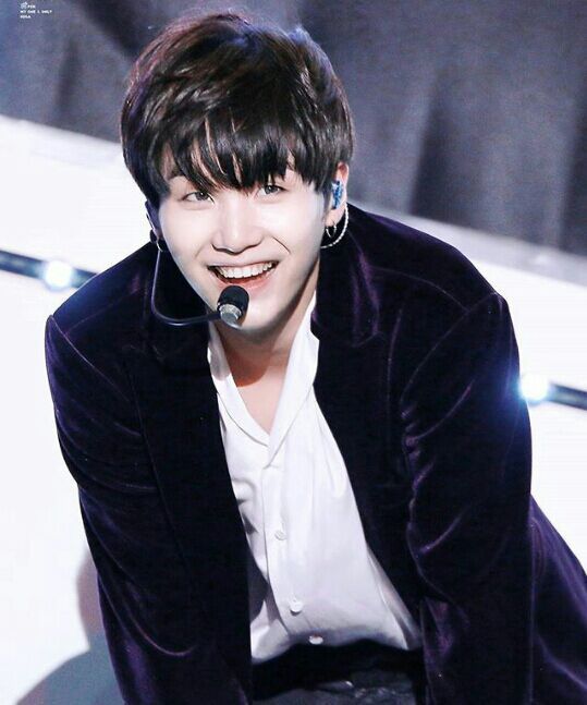 Smiling Min Yoongi is the BEST | ARMY's Amino
