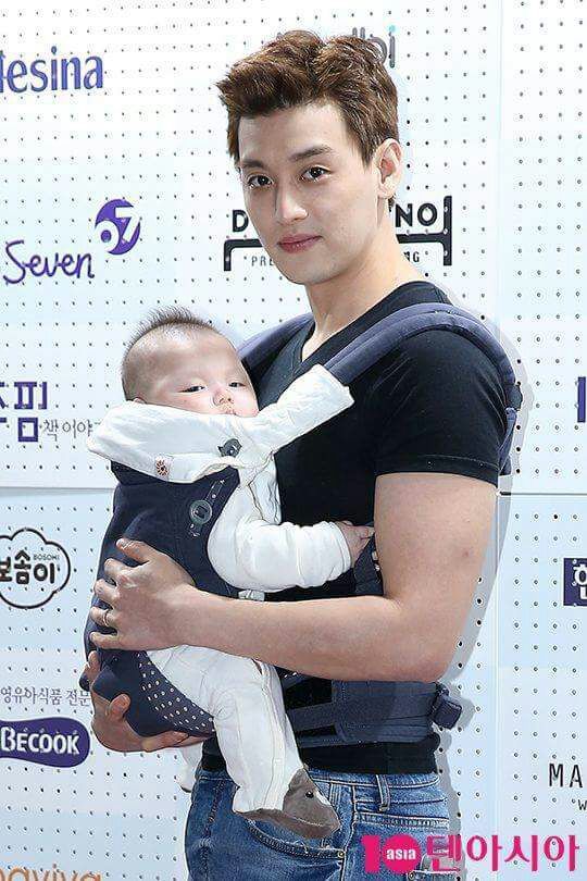 Ukiss Eli Amd His Baby K Pop Amino