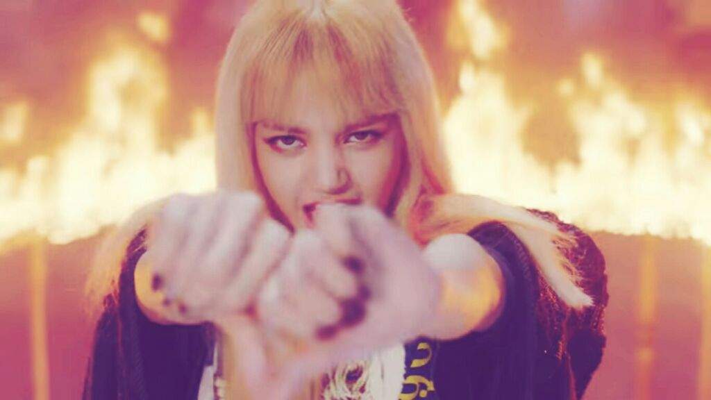  BLACK  PINK  MOMENTS  PWF  Lisa    K Pop Amino