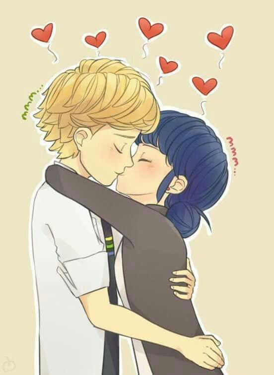 BESO | •Miraculous Ladybug Español• Amino