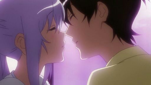 Plastic memories kiss