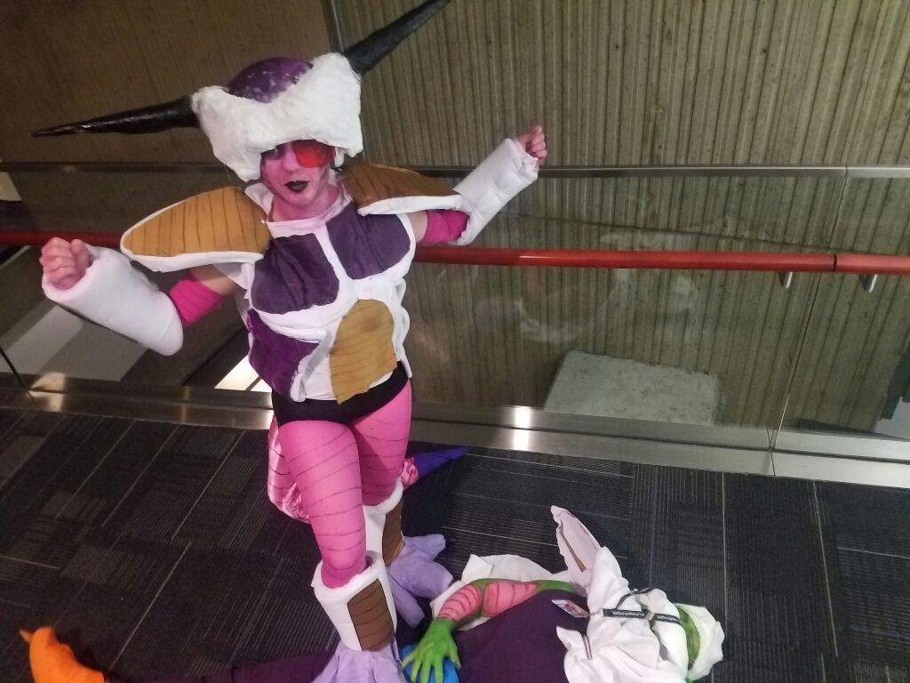 Frieza frieza friezaaaa | Cosplay Amino