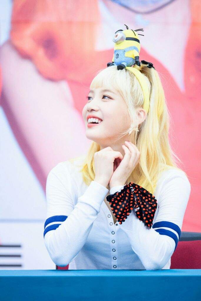 Joy at 160925 Fansign ♡ | K-Pop Amino