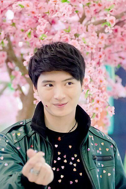 💋Krist Perawat💋 | Wiki | K-Pop Amino
