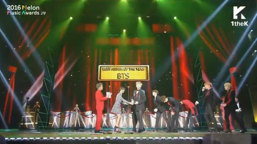 BTS win their first Daesang at MMA 2016 | K-Pop Amino