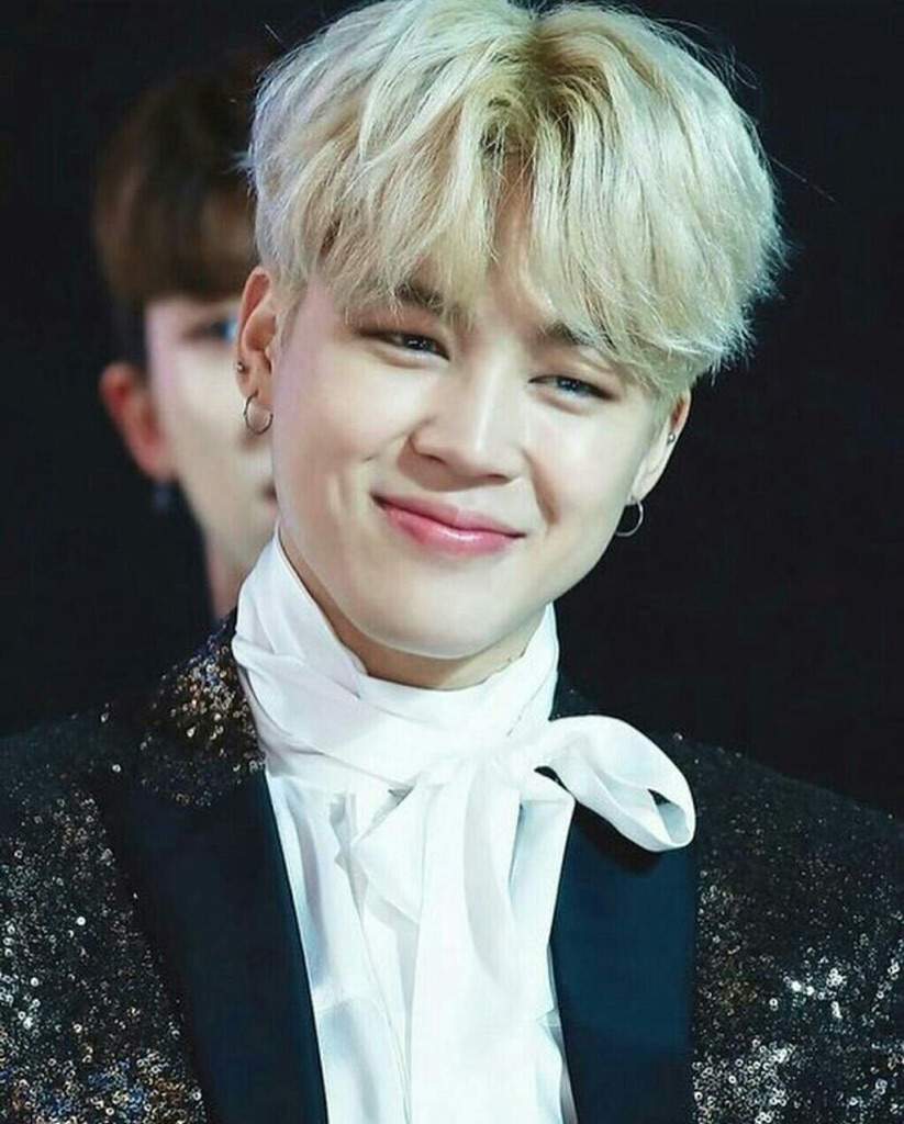 platinum blonde jimin has me shook | K-Pop Amino