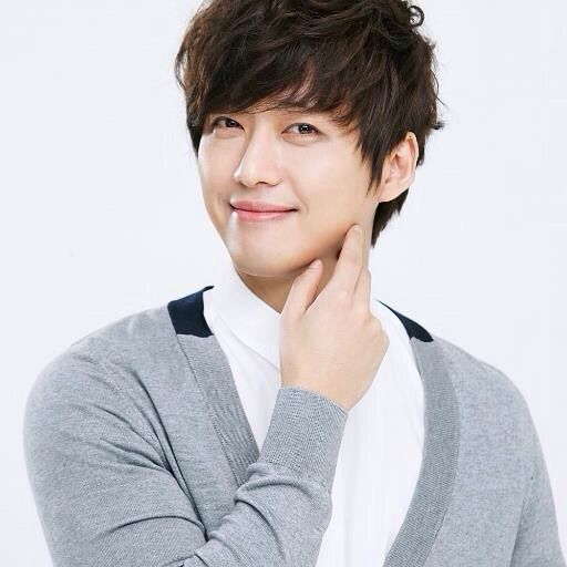 Namkoong Min Namkoong Min