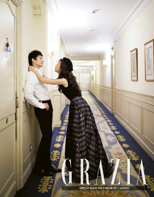 sweetest photos of Ji Sung and his wife Lee Bo Young | K-Drama Amino