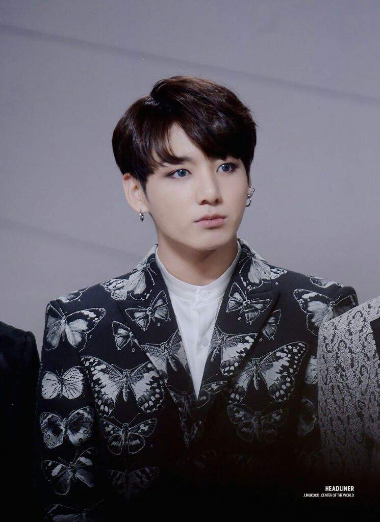 I read somewhere that a person said Jungkook looks 